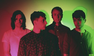 16.2. WOHNZIMMER_The Zolas - Promo Photo 1 - 2015 druck c